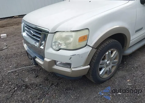 2008 Ford Explorer Eddie Bauer z USA, uszkodzony, nr VIN 1FMEU74E28UA97713